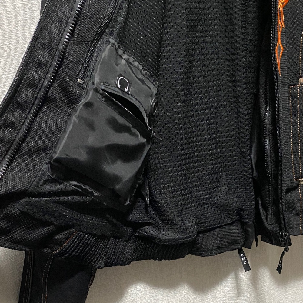 CMC Motorcycle Riding/Racing Jacket - Picture 10 of 16